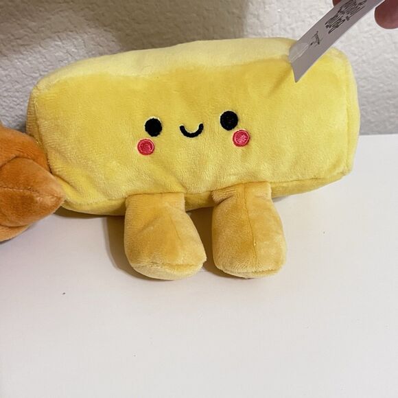 Hallmark Better Together Croissant and Butter Magnetic Plush Pair Set w/ TAG - Picture 4 of 9